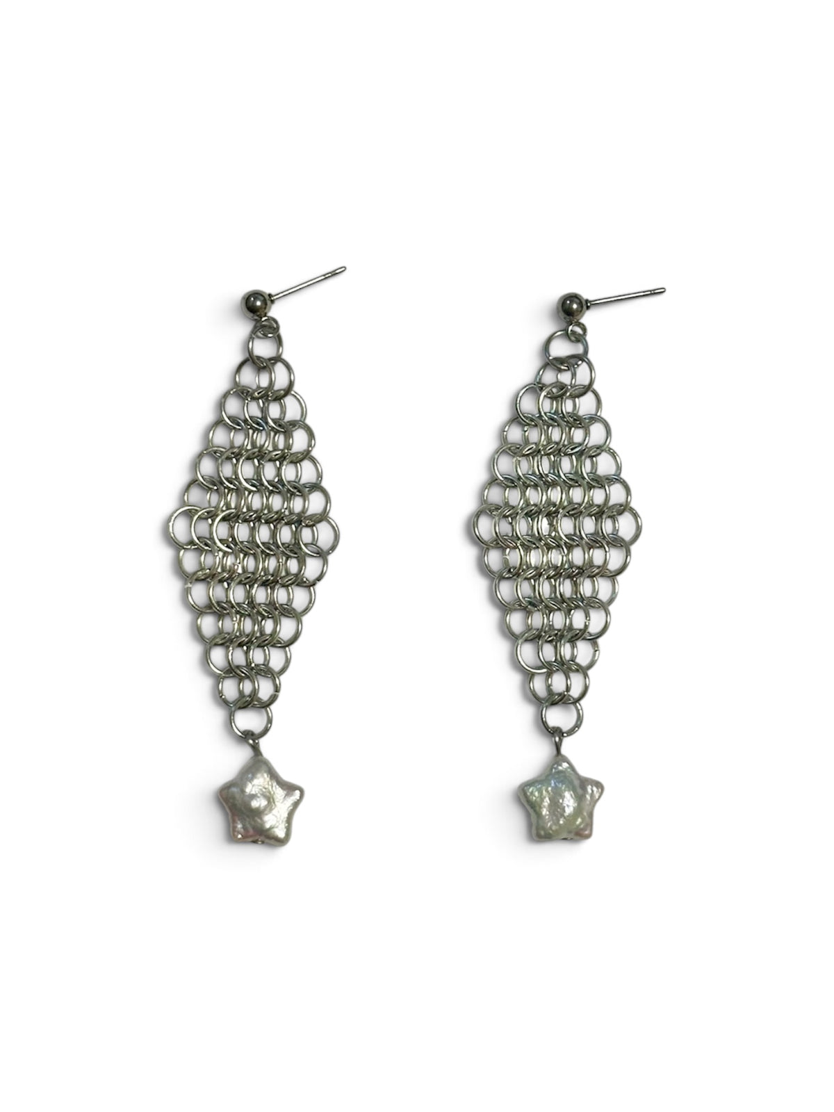 Chainmail star earrings