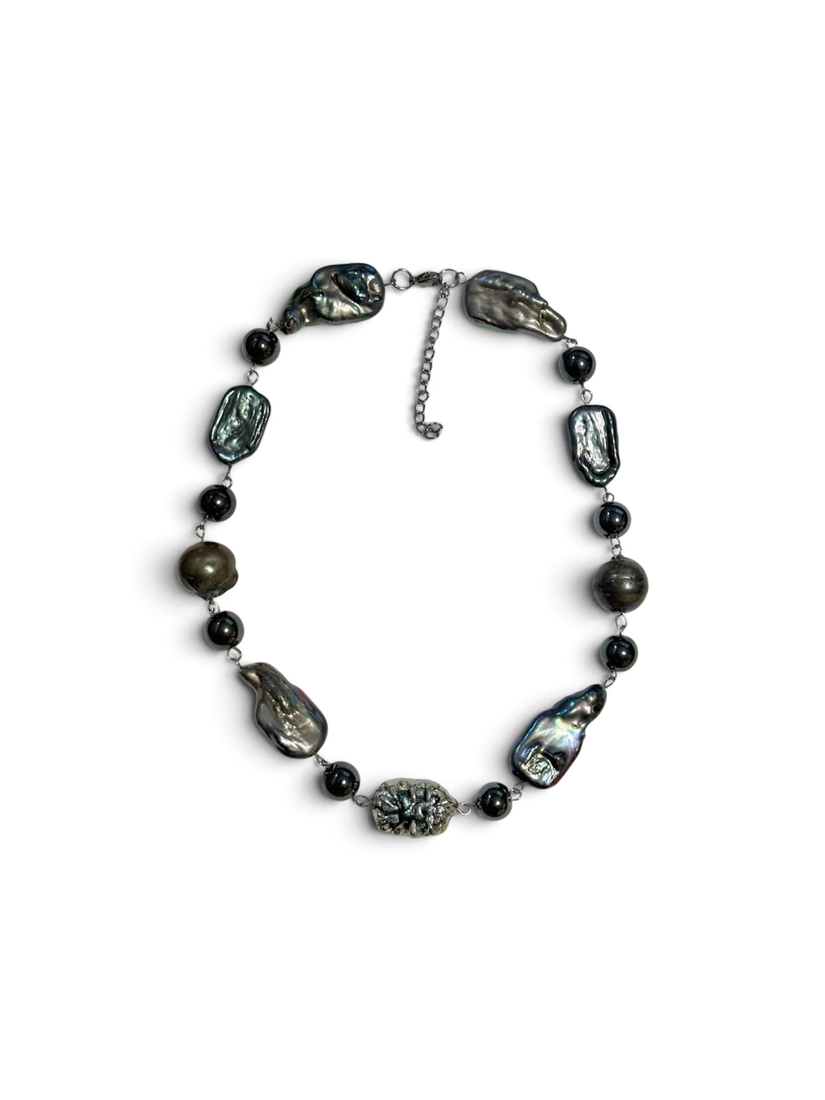 Black baroque pearl choker