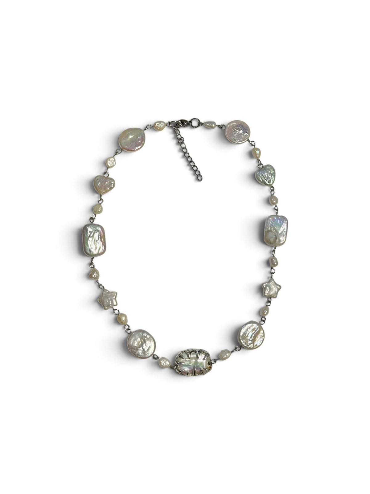 Baroque pearl choker