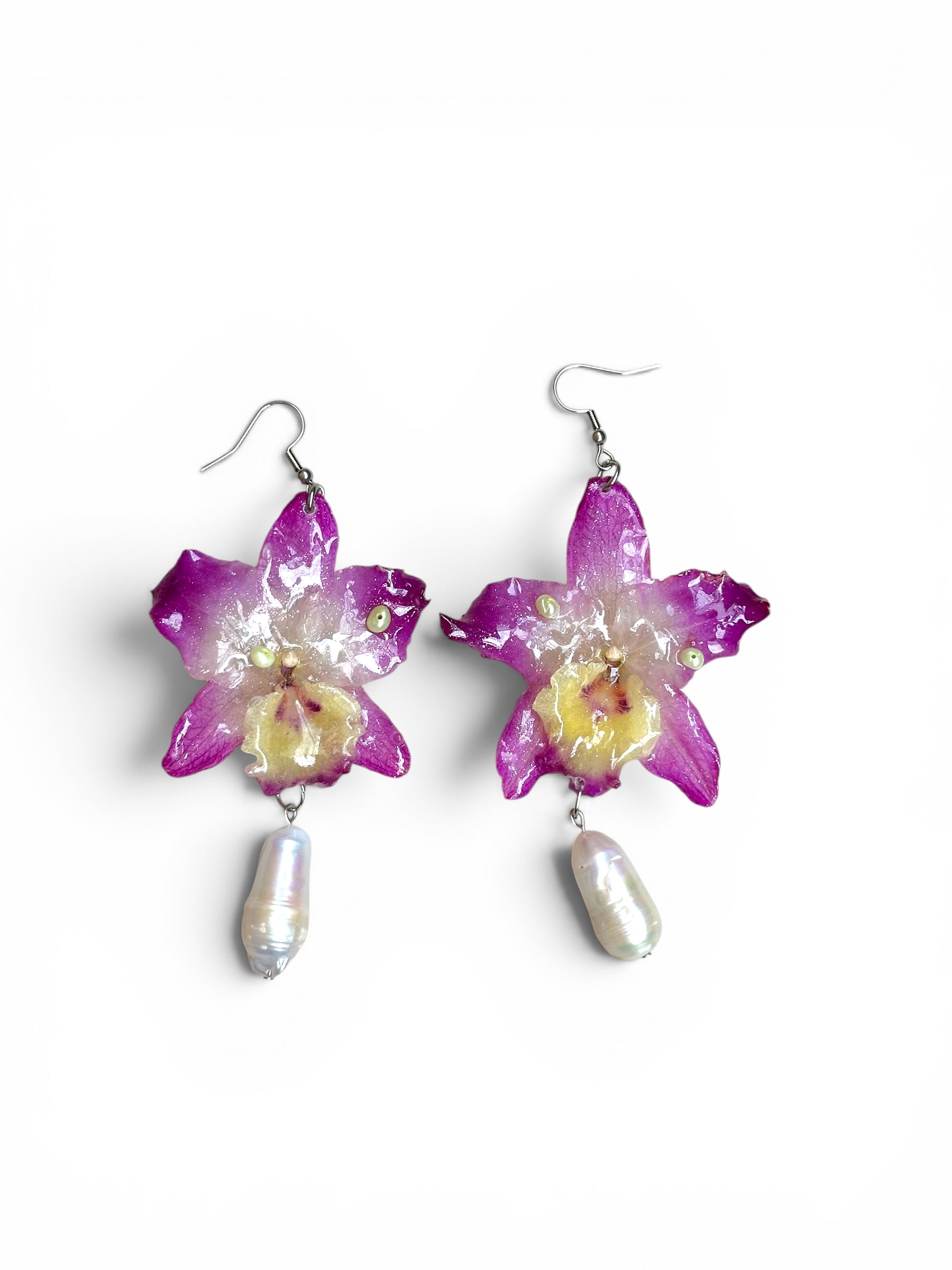 Lush orchid earrings