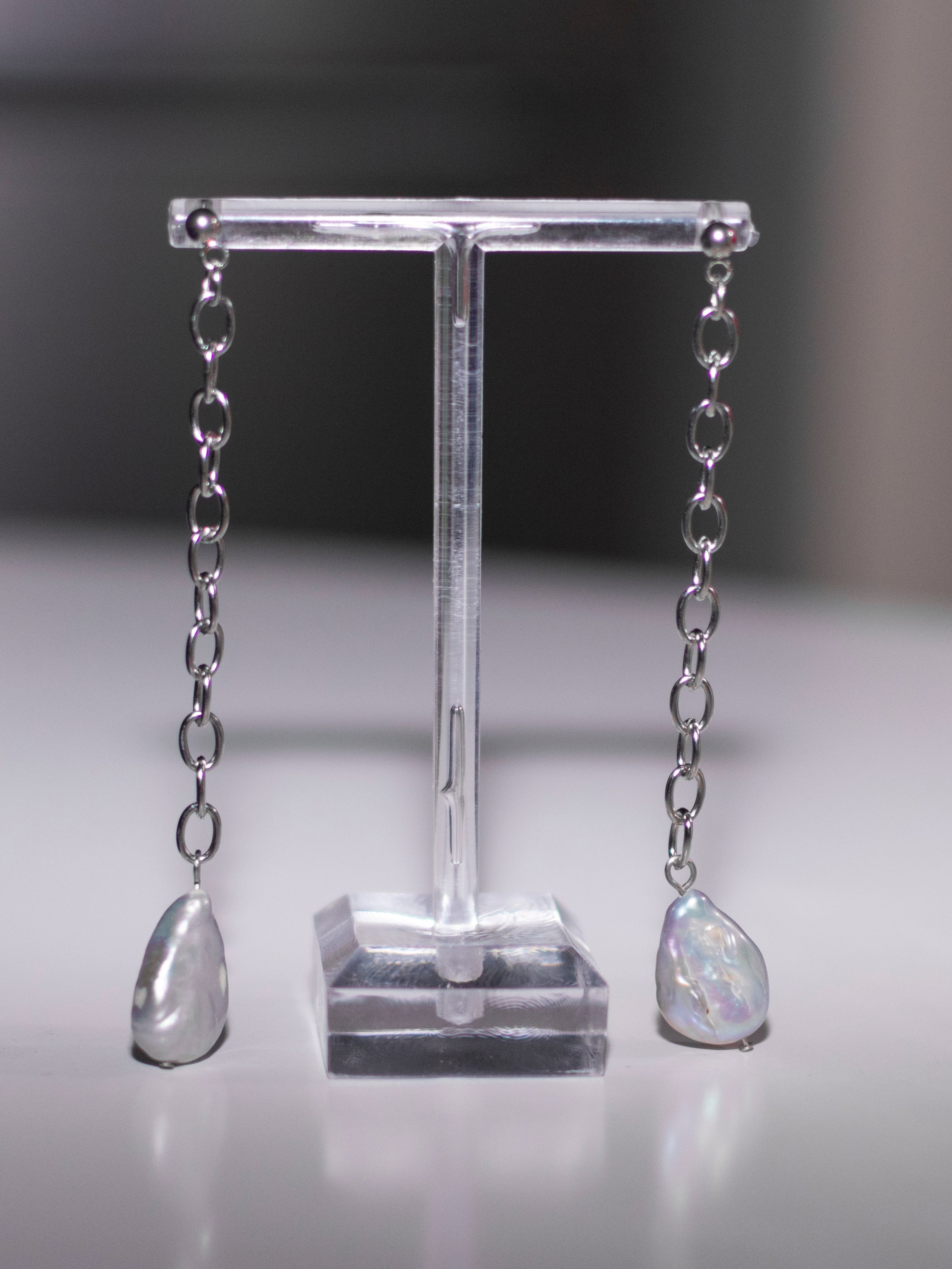 Grey chain earrings